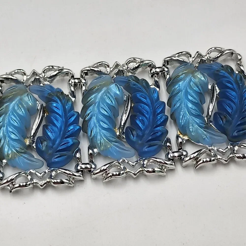 Vintage Blue Tones Thermoset Panel Wide Leaf Bracelet Cuff Mid Century 7.5